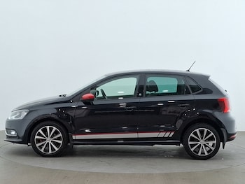Used Volkswagen Polo 2017 for sale - 79286082: Photo