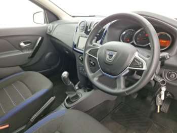 Used Dacia Sandero Stepway 2020 for sale - 75129290: Photo