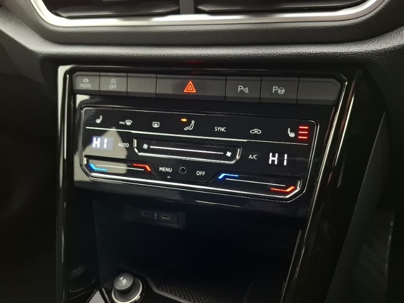 Used Volkswagen T-Roc 2025 for sale - 77105272: Photo 16