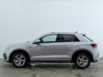 Used Volkswagen T-Roc 2025 for sale - 77105272: Photo