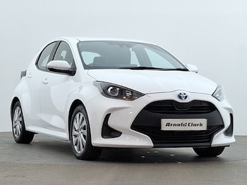 Used Toyota Yaris 2023 for sale - 79207475: Photo