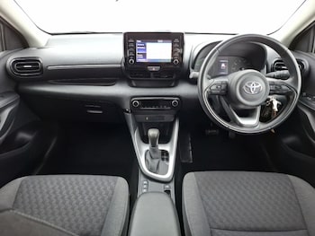 Used Toyota Yaris 2023 for sale - 79207475: Photo