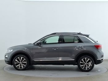 Used Volkswagen T-Roc 2020 for sale - 77740538: Photo