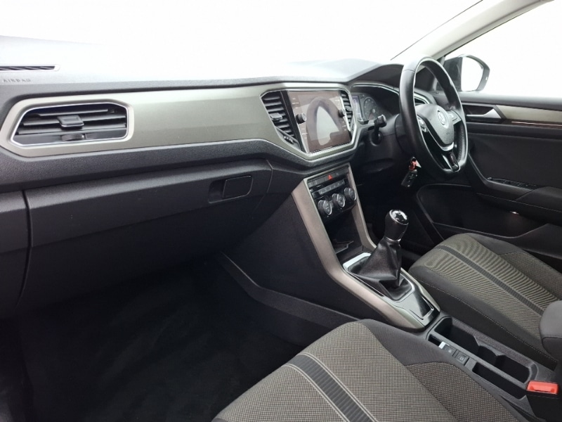 Used Volkswagen T-Roc 2020 for sale - 77740538: Photo 5