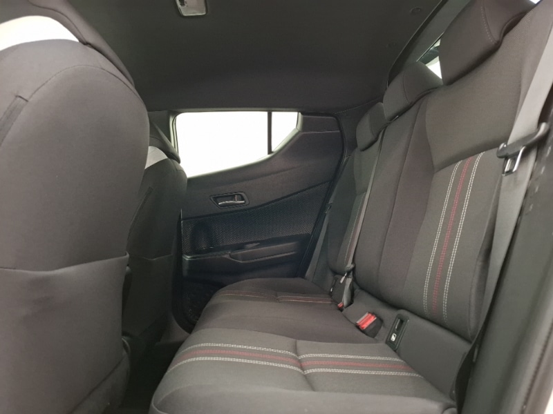 Used Toyota C-HR 2023 for sale - 77596152: Photo 6