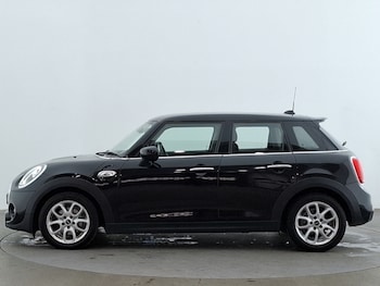 Used MINI Hatch 2019 for sale - 78654254: Photo