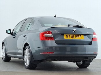 Used Skoda Octavia 2018 for sale - 78169493: Photo