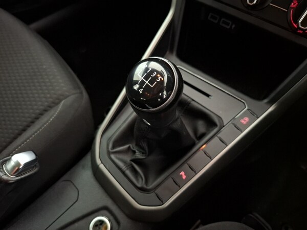 Used Volkswagen Polo 2019 for sale - 76188287: Photo 13