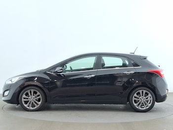 Used Hyundai i30 2016 for sale - 78522547: Photo