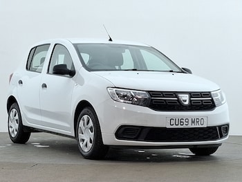 Used Dacia Sandero 2019 for sale - 78932961: Photo