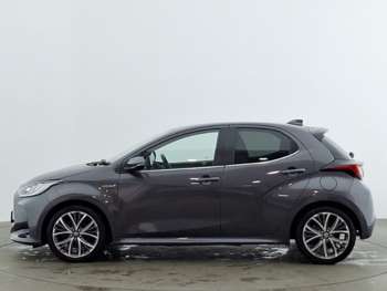 Used Toyota Yaris 2021 for sale - 74928930: Photo