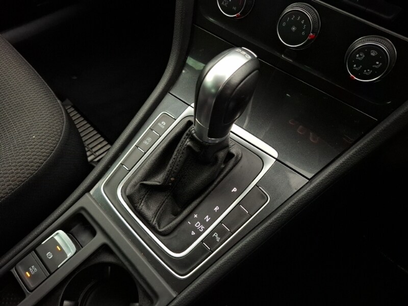 Used Volkswagen Golf 2019 for sale - 77689874: Photo 13