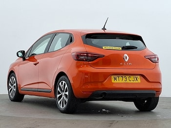 Used Renault Clio 2023 for sale - 79203939: Photo