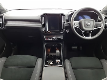 Used Volvo XC40 2024 for sale - 75893795: Photo