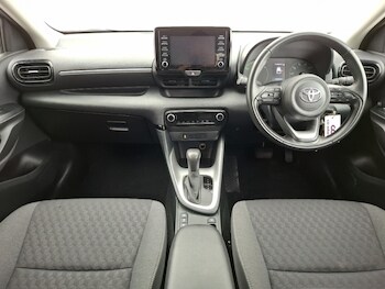 Used Toyota Yaris 2023 for sale - 78439968: Photo