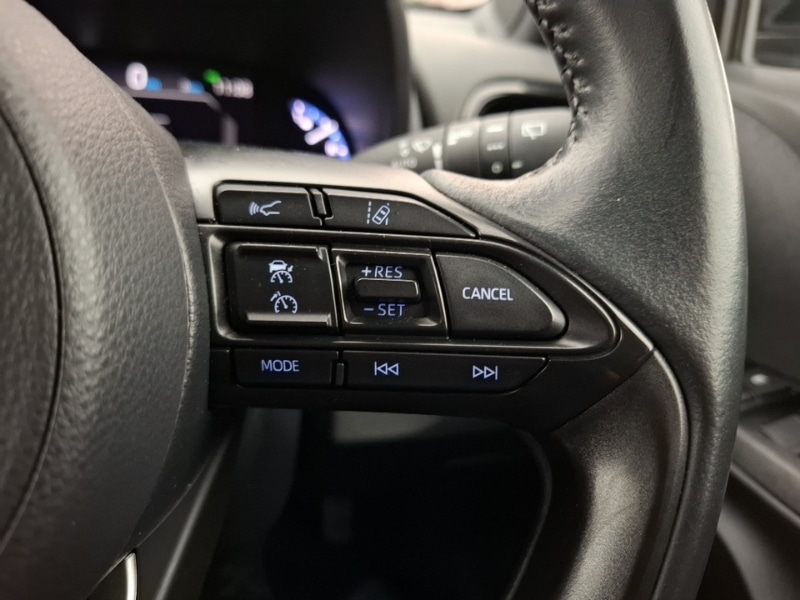 Used Toyota Yaris Cross 2022 for sale - 76893521: Photo 15