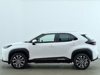 Used Toyota Yaris Cross 2022 for sale - 76893521: Photo