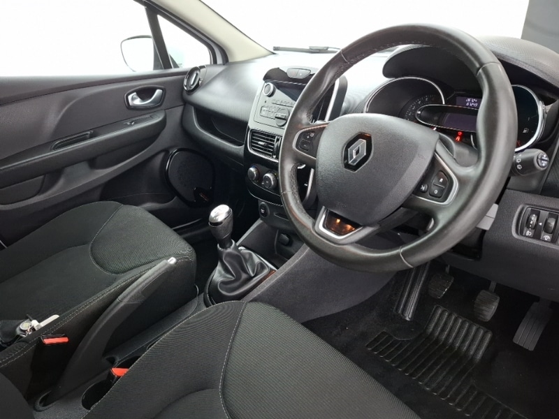 Used Renault Clio 2019 for sale - 77885727: Photo 12