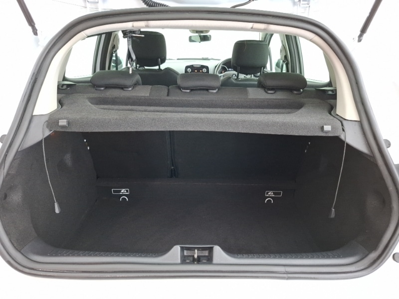 Used Renault Clio 2019 for sale - 77885727: Photo 8