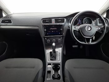 Used Volkswagen Golf 2019 for sale - 77632745: Photo