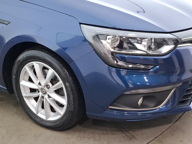 Used Renault Megane 2020 for sale - 77028446: Photo 9