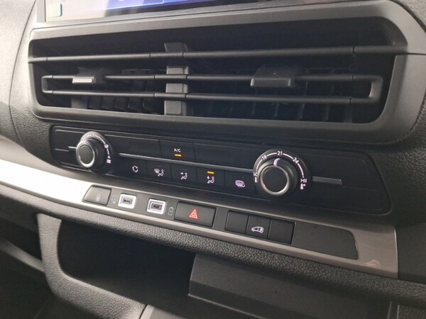 Used Peugeot Expert 2024 for sale - 74995918: Photo 17