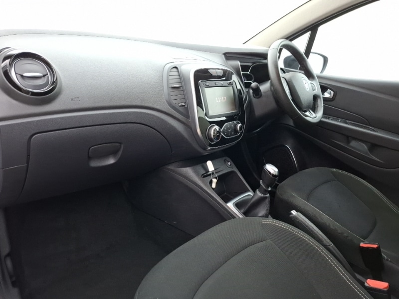 Used Renault Captur 2019 for sale - 76493436: Photo 5