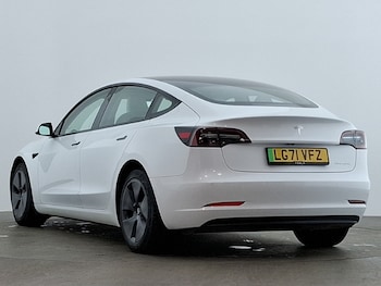 Used Tesla Model 3 2021 for sale - 76225911: Photo 3