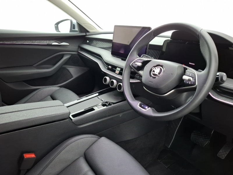 Used Skoda Superb 2024 for sale - 78046399: Photo 12