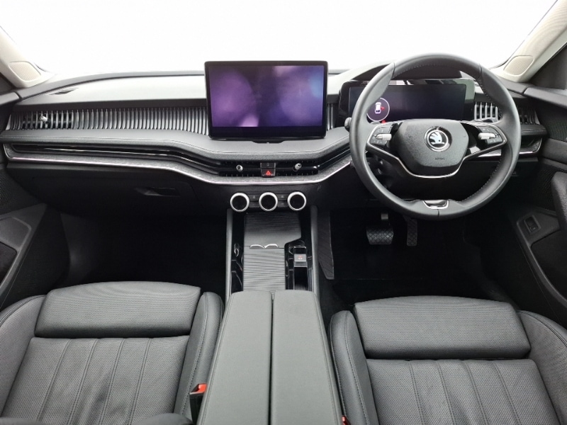 Used Skoda Superb 2024 for sale - 78046399: Photo 2