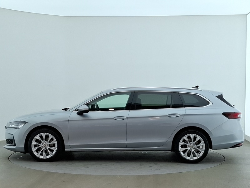 Used Skoda Superb 2024 for sale - 78046399: Photo 4