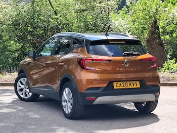 Used Renault Captur 2020 for sale - 79332840: Photo