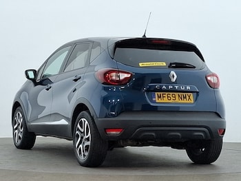 Used Renault Captur 2020 for sale - 79339337: Photo