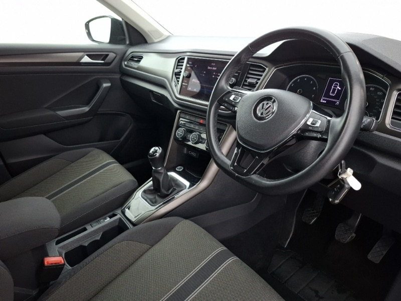 Used Volkswagen T-Roc 2018 for sale - 77881621: Photo 12