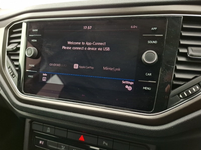 Used Volkswagen T-Roc 2018 for sale - 77881621: Photo 18