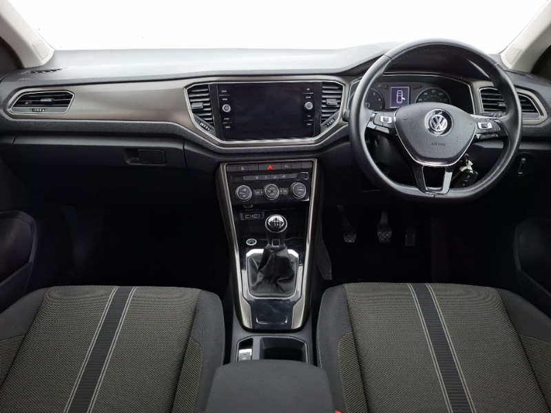 Used Volkswagen T-Roc 2018 for sale - 77881621: Photo 2