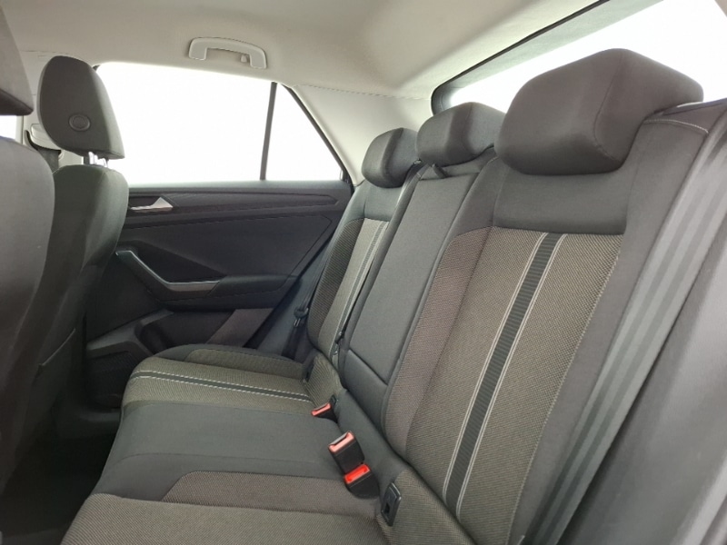 Used Volkswagen T-Roc 2018 for sale - 77881621: Photo 6