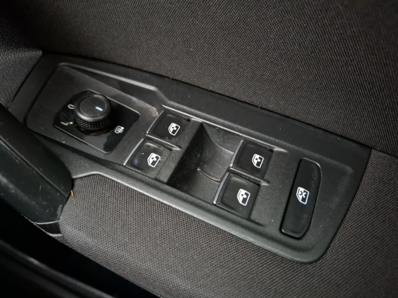 Used Volkswagen Tiguan 2017 for sale - 77992512: Photo 16