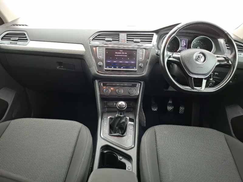 Used Volkswagen Tiguan 2017 for sale - 77992512: Photo 2