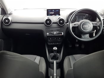 Used Audi A1 2016 for sale - 76179218: Photo 2