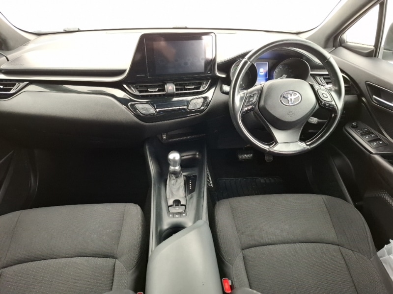 Used Toyota C-HR 2017 for sale - 78146736: Photo 2