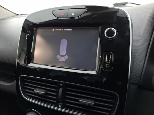 Used Renault Clio 2018 for sale - 76289234: Photo 11