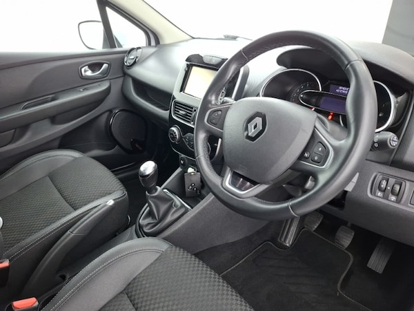 Used Renault Clio 2018 for sale - 76289234: Photo 12