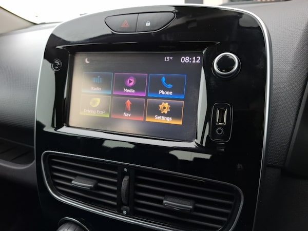 Used Renault Clio 2018 for sale - 76289234: Photo 17