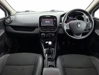 Used Renault Clio 2018 for sale - 76289234: Photo 2