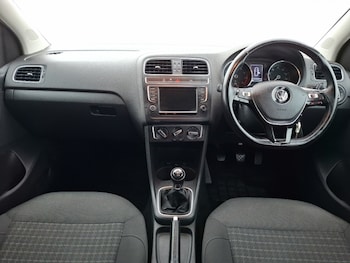 Used Volkswagen Polo 2017 for sale - 79549804: Photo