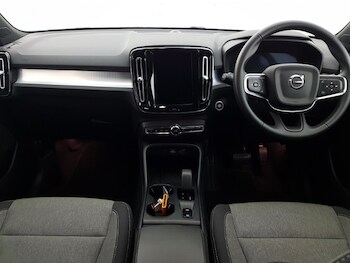 Used Volvo XC40 2024 for sale - 75952270: Photo