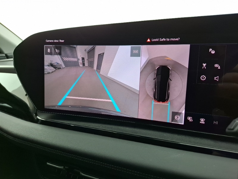 Used Audi Q6 e-tron 2025 for sale - 78093616: Photo 11