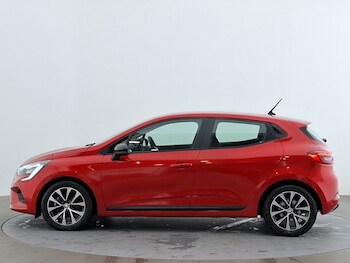 Used Renault Clio 2023 for sale - 77776665: Photo