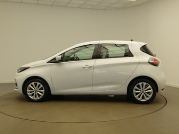 Used Renault Zoe 2022 for sale - 76970117: Photo